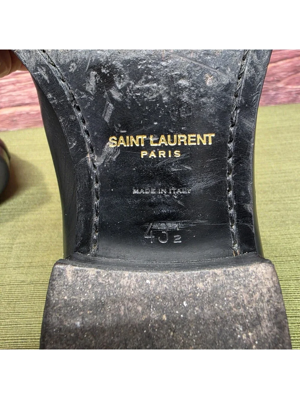 Saint Laurent Wyatt Chelsea Boots 43.5 Black Leather Elastic Side Italy
